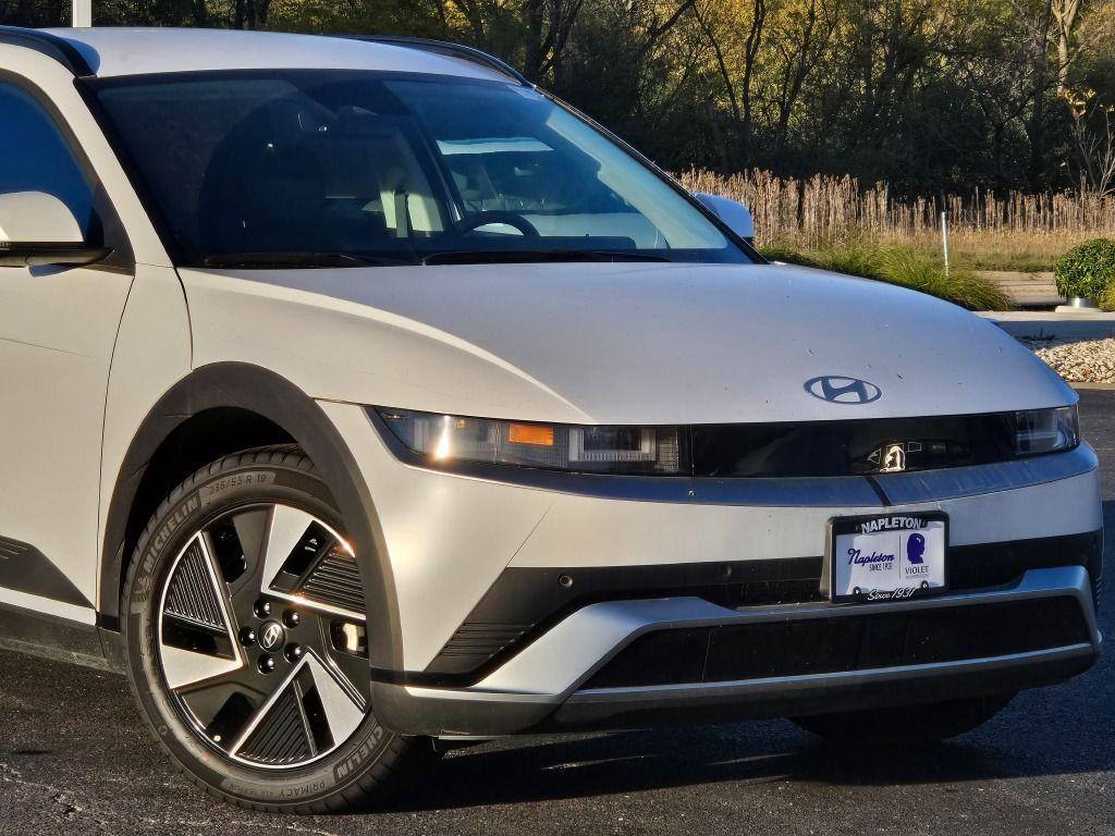 new 2025 Hyundai IONIQ 5 car, priced at $45,313