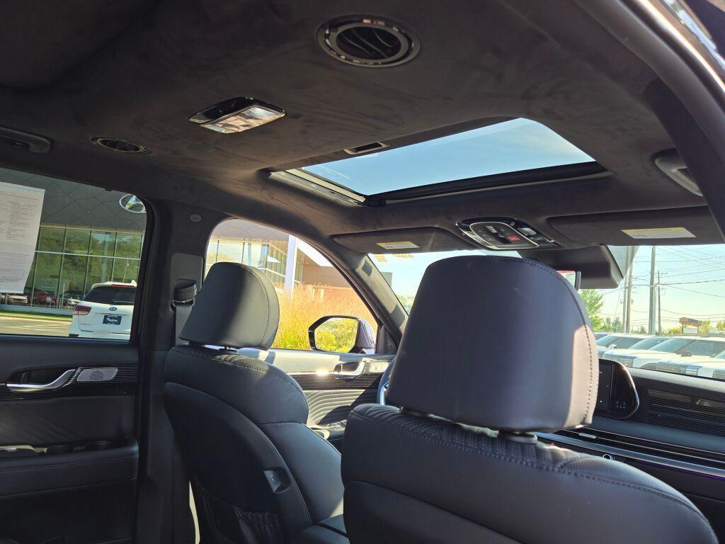 used 2025 Hyundai Palisade car, priced at $45,862