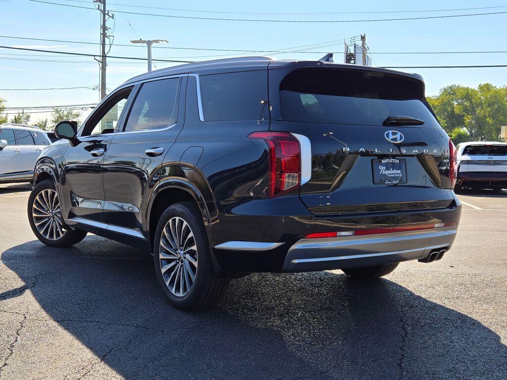used 2025 Hyundai Palisade car, priced at $45,862