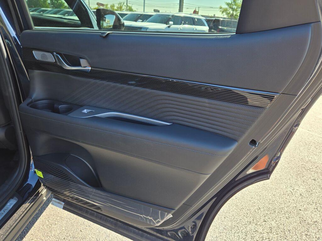 used 2025 Hyundai Palisade car, priced at $45,862