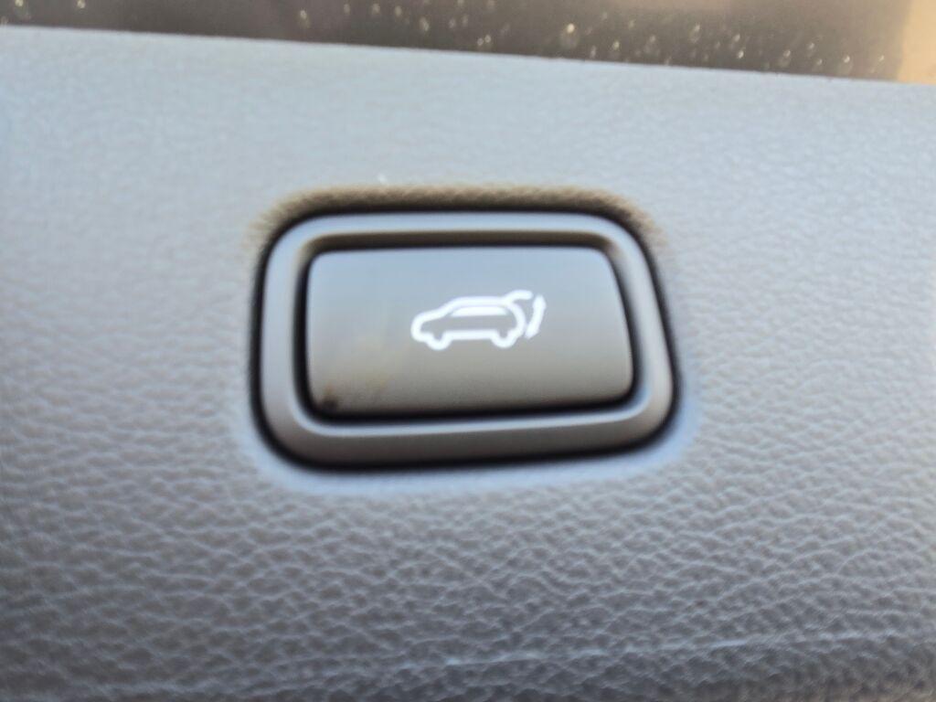 used 2025 Hyundai Palisade car, priced at $45,862