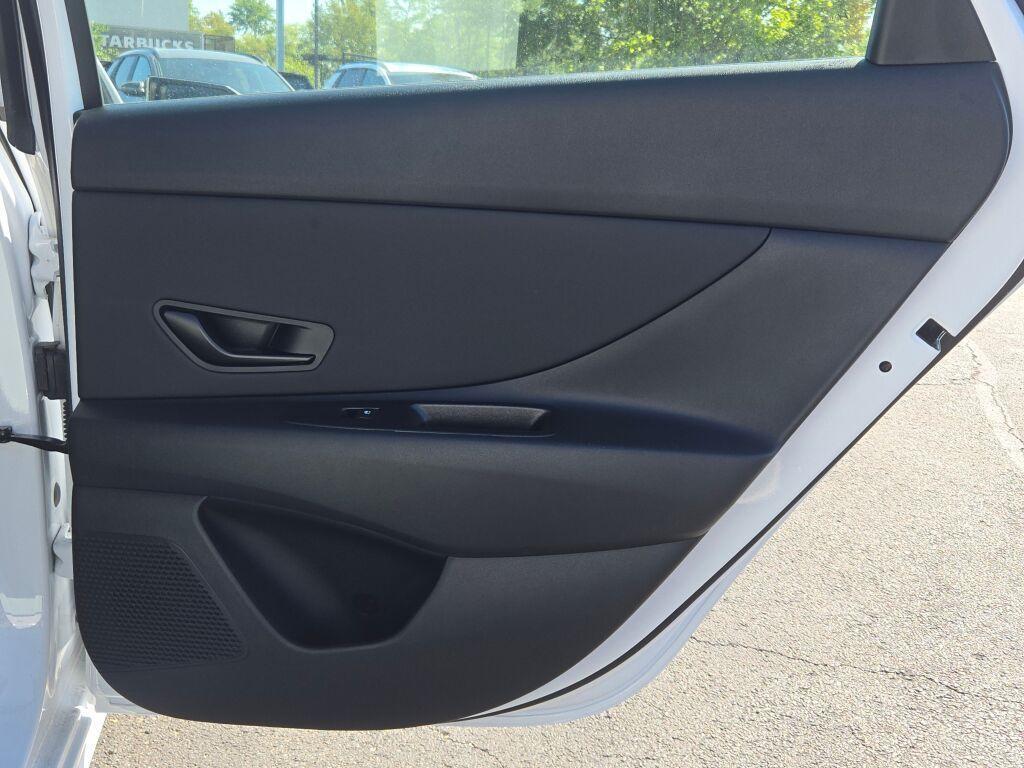 new 2025 Hyundai ELANTRA HEV car, priced at $27,096