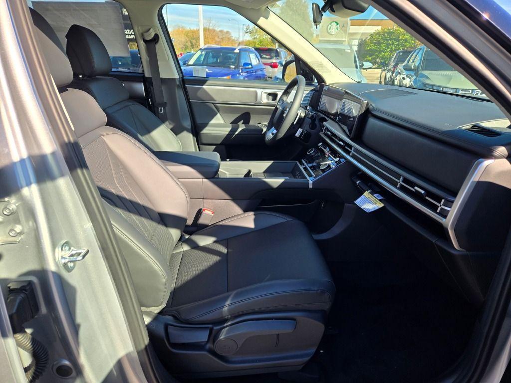 new 2025 Hyundai Santa Fe car, priced at $36,675