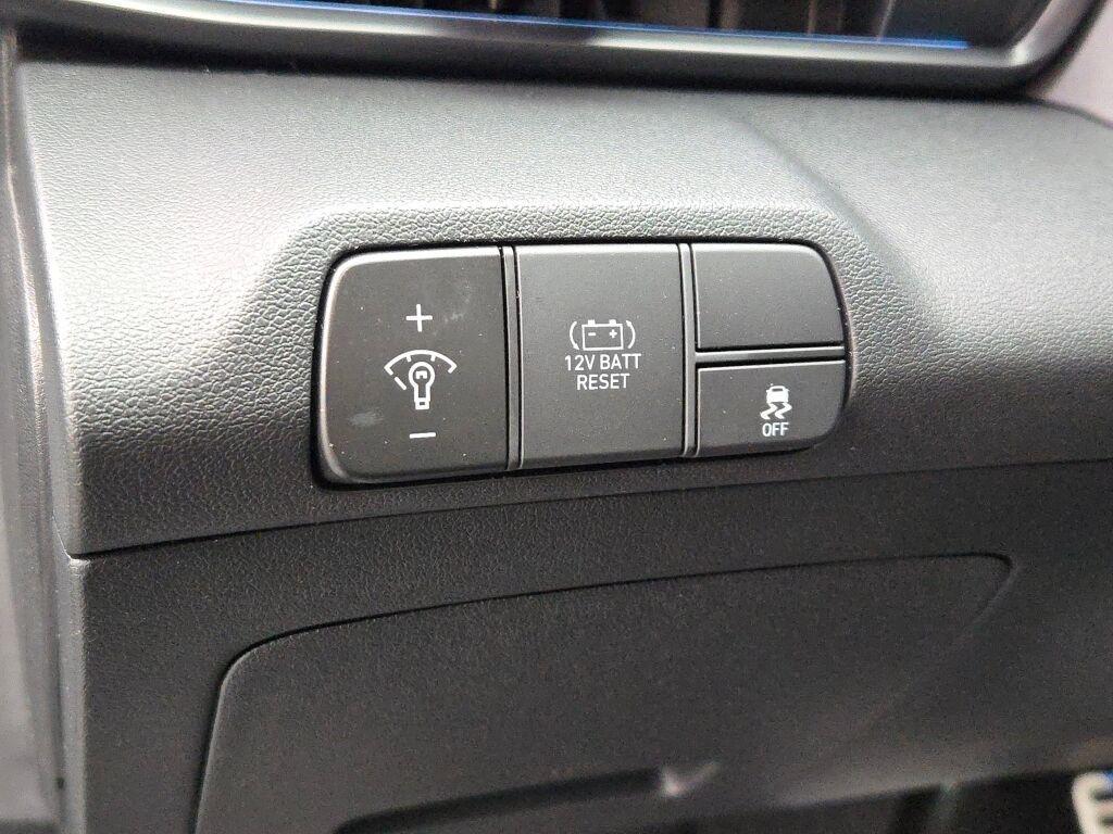 new 2025 Hyundai ELANTRA HEV car, priced at $26,588