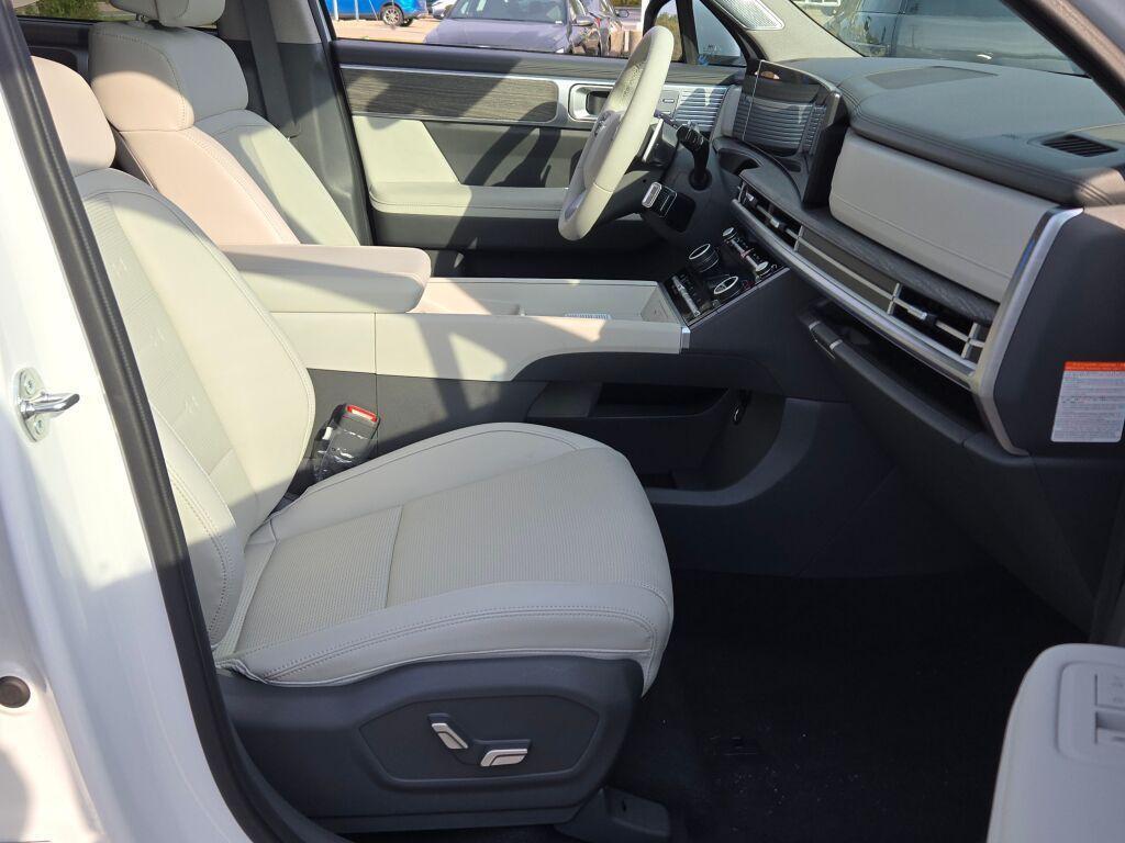 new 2026 Hyundai SANTA FE HEV car, priced at $45,668