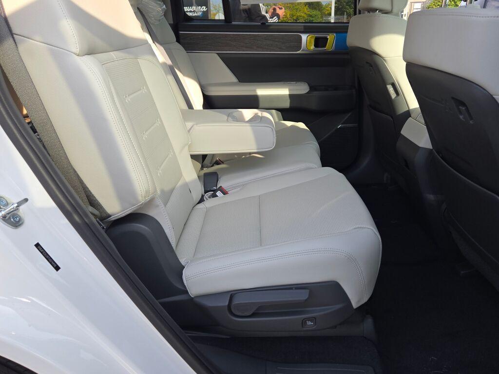 new 2026 Hyundai SANTA FE HEV car, priced at $45,668