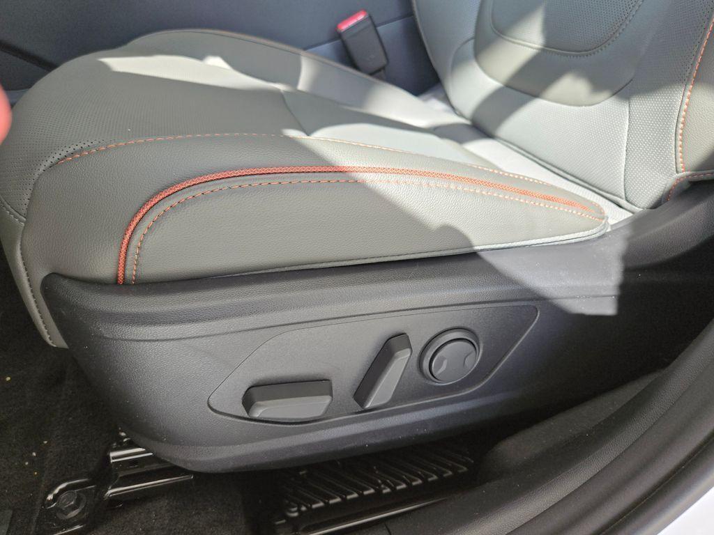 new 2025 Hyundai SANTA CRUZ car, priced at $40,303