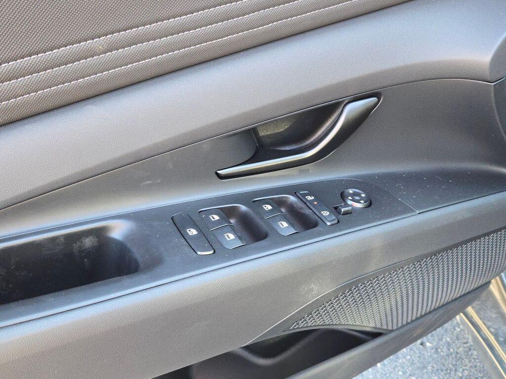 new 2025 Hyundai ELANTRA HEV car, priced at $26,602