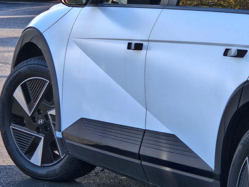 new 2025 Hyundai IONIQ 5 car, priced at $45,268