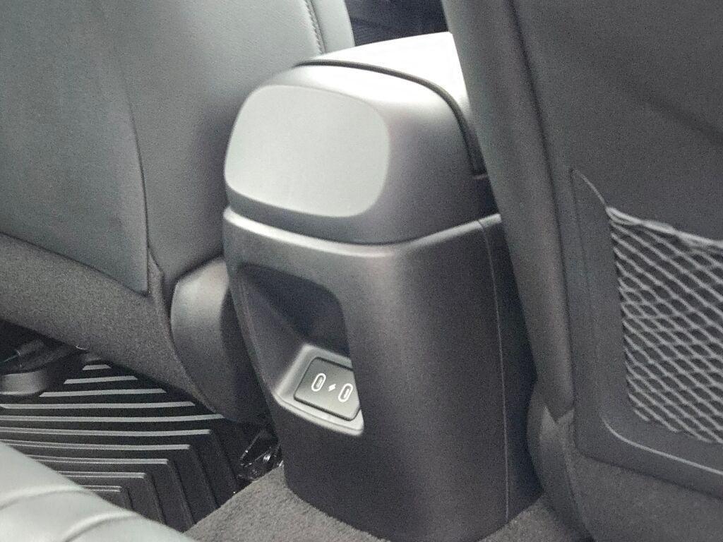 used 2024 Hyundai Elantra car, priced at $23,786