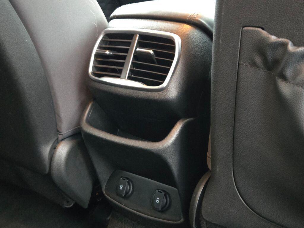 used 2020 Hyundai Santa Fe car, priced at $16,068