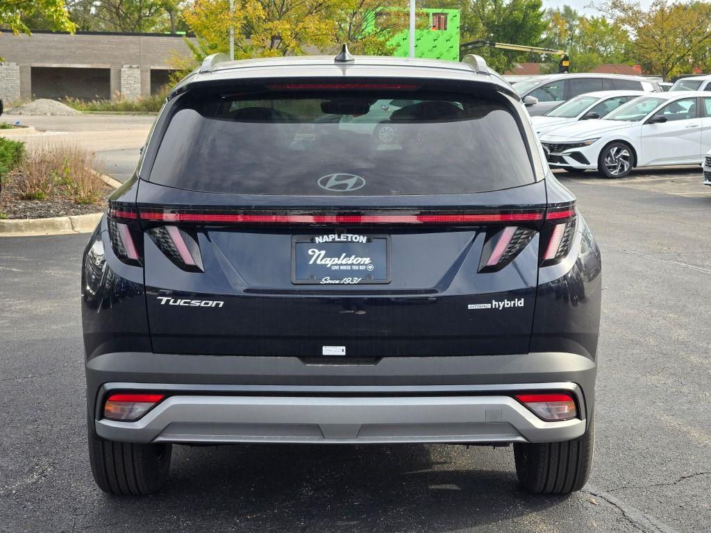 new 2025 Hyundai TUCSON Hybrid car, priced at $34,083