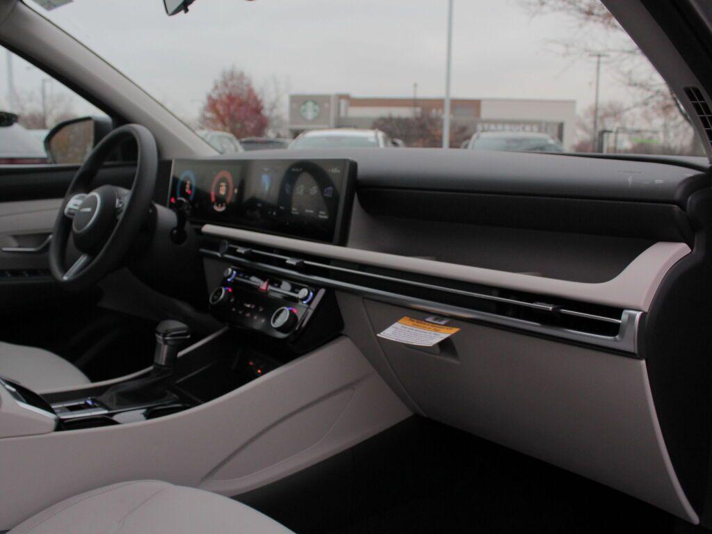 new 2026 Hyundai Tucson car, priced at $31,006