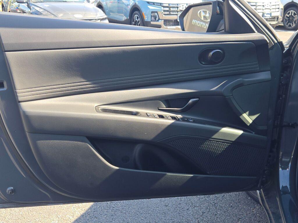 new 2025 Hyundai ELANTRA HEV car, priced at $24,215