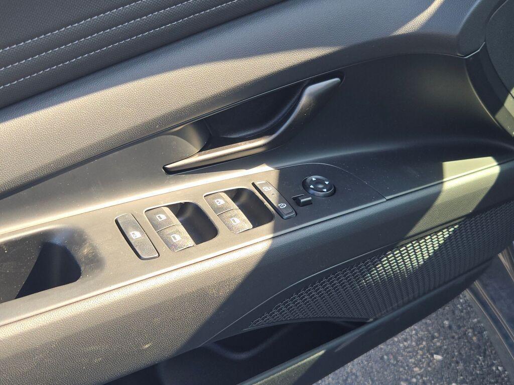 new 2025 Hyundai ELANTRA HEV car, priced at $24,215