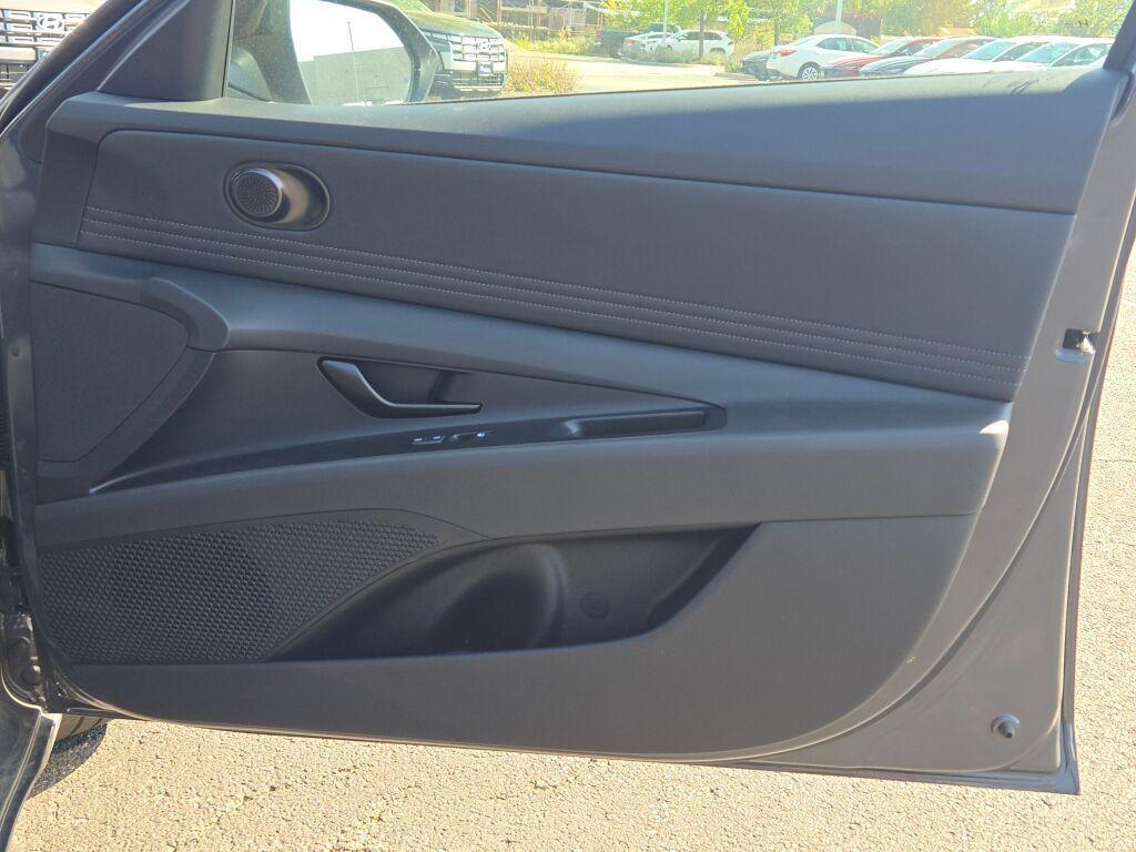 new 2025 Hyundai ELANTRA HEV car, priced at $24,215