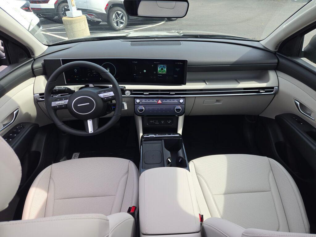 new 2025 Hyundai TUCSON Hybrid car, priced at $34,083