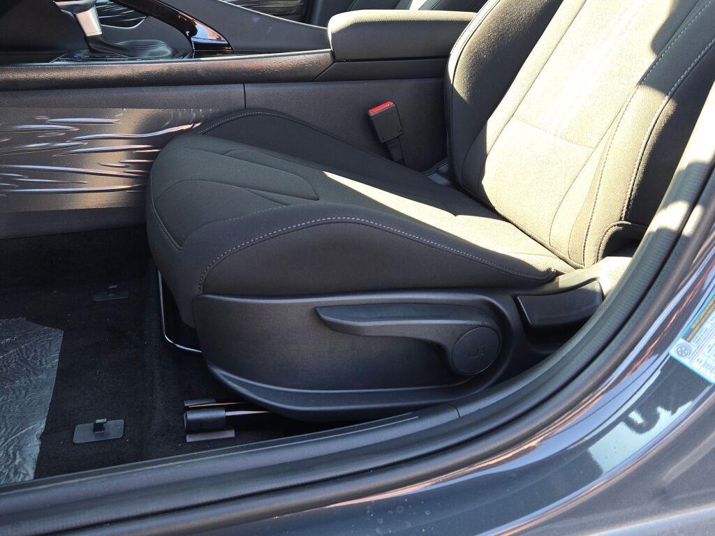 new 2025 Hyundai ELANTRA HEV car, priced at $26,682