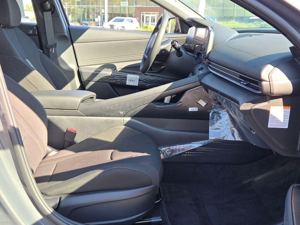 new 2025 Hyundai ELANTRA HEV car, priced at $26,682