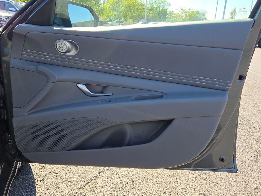 new 2025 Hyundai Elantra car, priced at $24,162