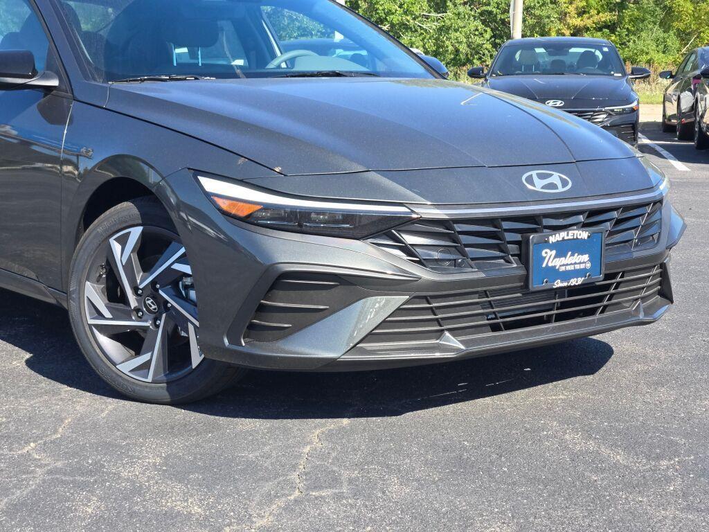 new 2025 Hyundai Elantra car, priced at $24,162
