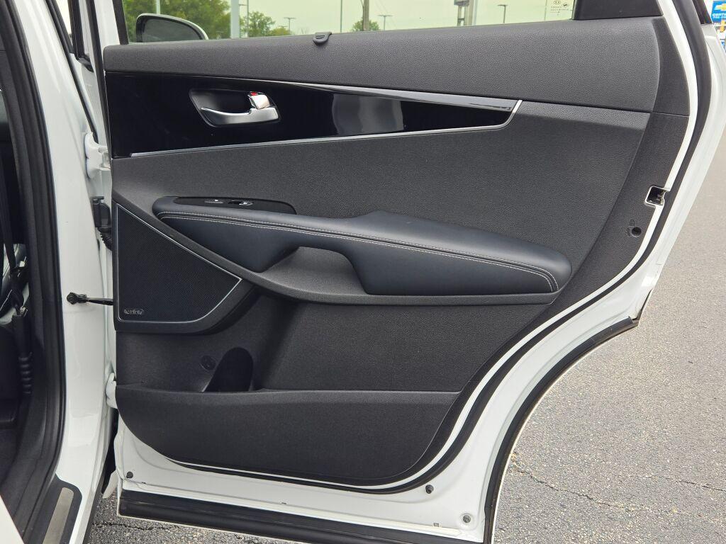 used 2016 Kia Sorento car, priced at $12,168