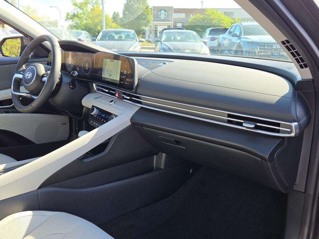 new 2025 Hyundai Elantra car, priced at $28,160