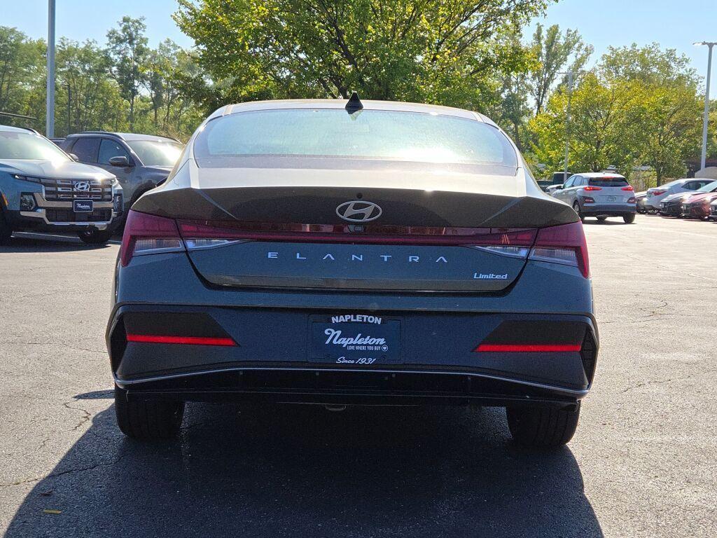 new 2025 Hyundai Elantra car, priced at $28,160