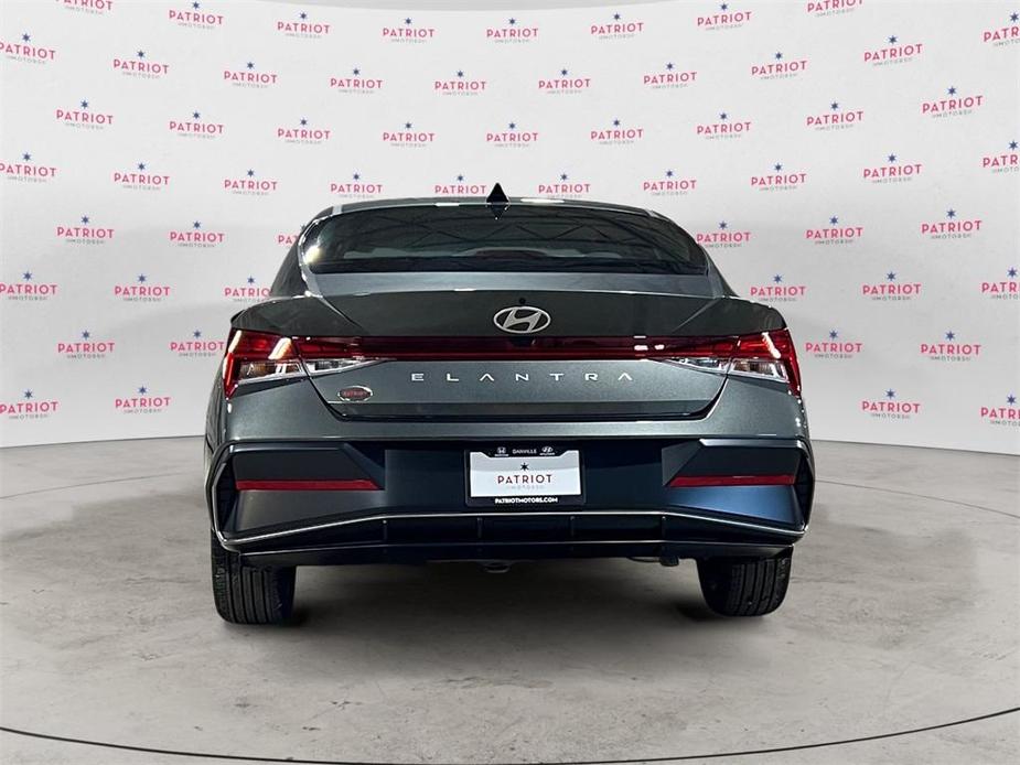 new 2024 Hyundai Elantra car, priced at $24,603