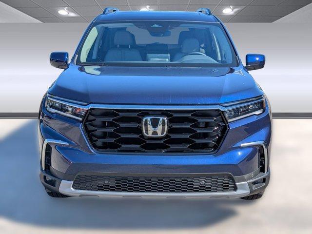 new 2025 Honda Pilot car, priced at $48,391