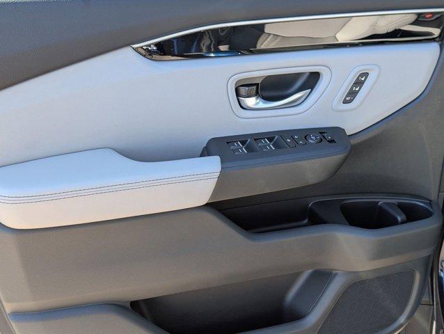 new 2025 Honda Pilot car, priced at $48,391
