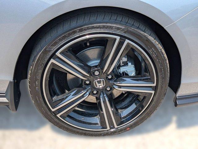 new 2025 Honda Accord Hybrid car, priced at $33,392