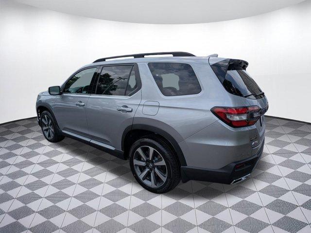 new 2025 Honda Pilot car, priced at $52,731