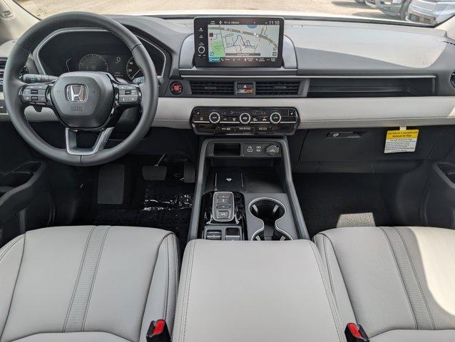 new 2025 Honda Pilot car, priced at $47,601