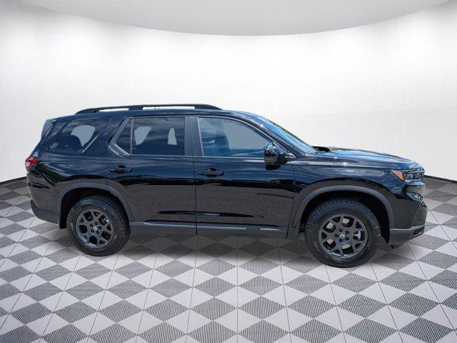 new 2025 Honda Pilot car, priced at $50,850