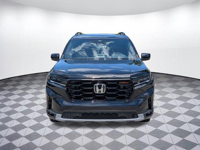 new 2025 Honda Pilot car, priced at $50,850