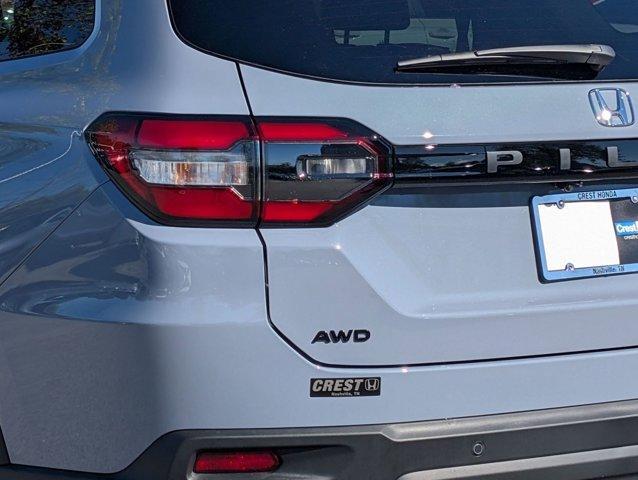 new 2025 Honda Pilot car, priced at $55,031