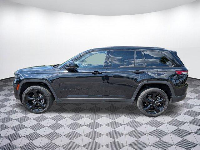 used 2023 Jeep Grand Cherokee car, priced at $27,998