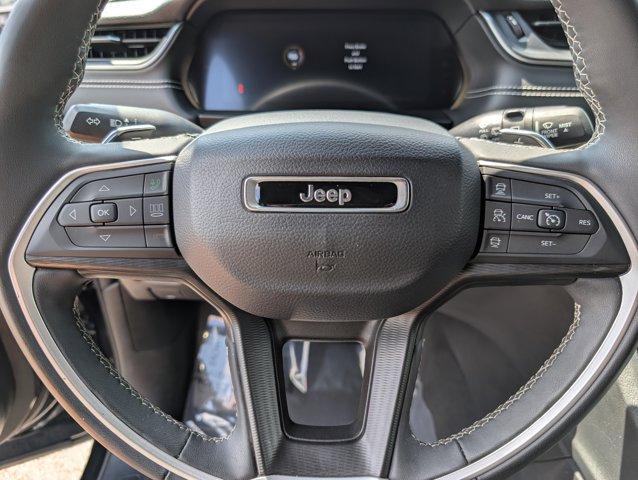 used 2023 Jeep Grand Cherokee car, priced at $27,998