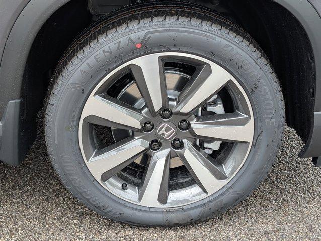 new 2025 Honda Pilot car, priced at $49,801