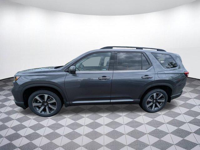 new 2025 Honda Pilot car, priced at $49,801