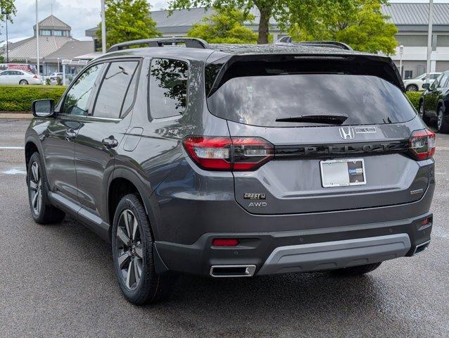 new 2025 Honda Pilot car, priced at $49,801