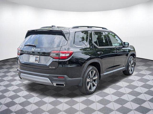 new 2025 Honda Pilot car, priced at $52,731