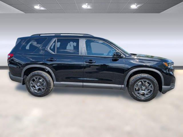 new 2025 Honda Pilot car, priced at $48,391