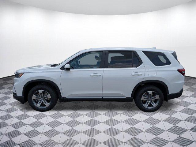 new 2025 Honda Pilot car, priced at $45,081