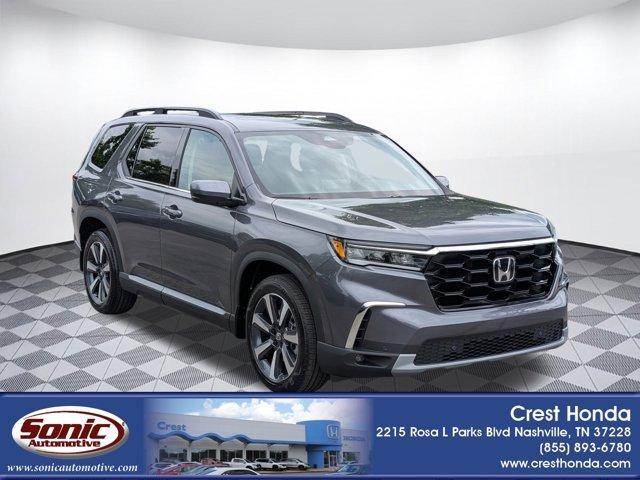 new 2025 Honda Pilot car, priced at $49,801