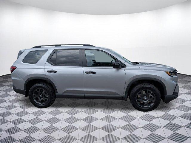 new 2025 Honda Pilot car, priced at $49,051
