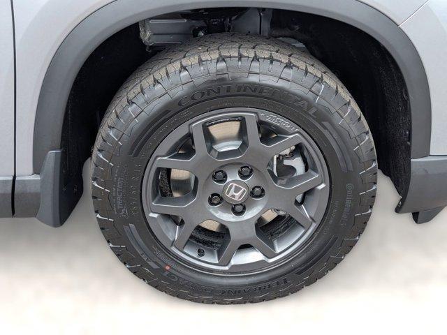 new 2025 Honda Pilot car, priced at $48,351
