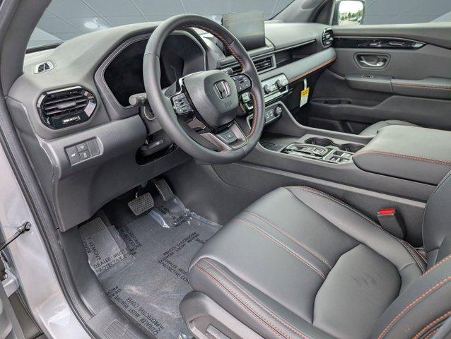 new 2025 Honda Pilot car, priced at $48,351