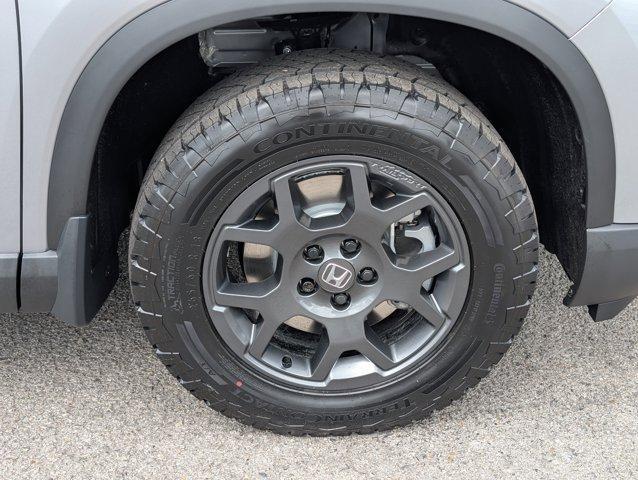 new 2025 Honda Pilot car, priced at $49,051